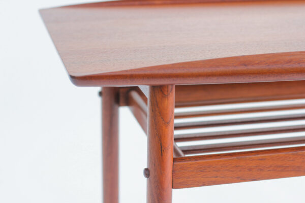 Grete Jalk Teak Side Table for Poul Jeppesen 1960s - Imagen 2