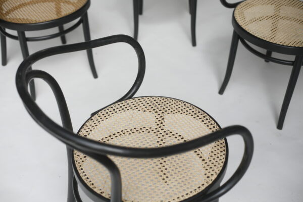 Sillas «modelo 209» de Thonet - Imagen 4